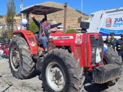 💢ENTREGAN TRACTOR E IMPLEMENTOS, GESTIONADOS POR EL ALCALDE, GRACIAS AL CONVENIO ENTRE EL PEBLT Y MPCH-JULI!